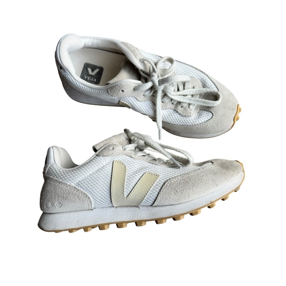 Veja - Rio Branco Sneakers White Suede Mesh Gum Sole Sz 6